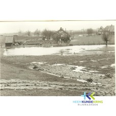 Het beteugelen van de kwel door de Pann. banddijk tussen dp. 67 Coll.HKR F0000022